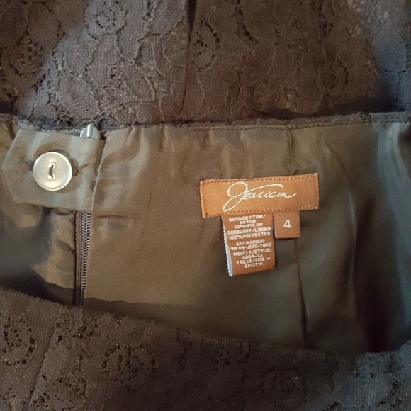 BLACK lace skirt - Picture 8 of 8